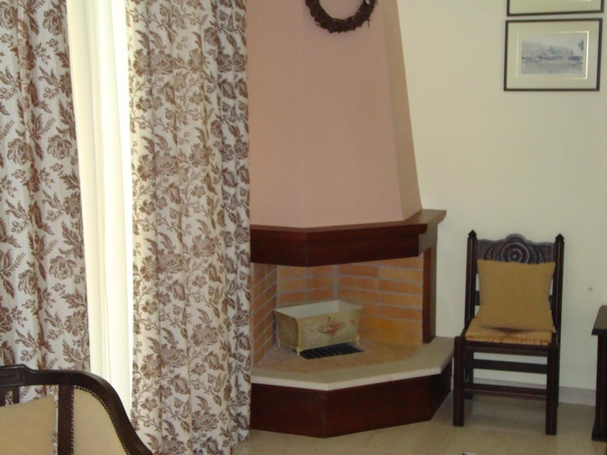 Captain Stavros Hotel 니드리 외부 사진