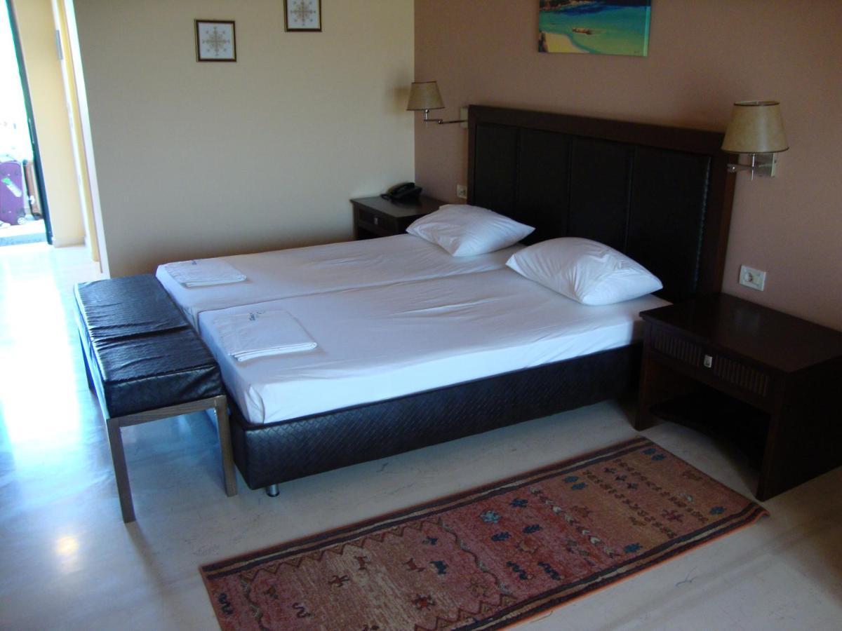 Captain Stavros Hotel 니드리 외부 사진