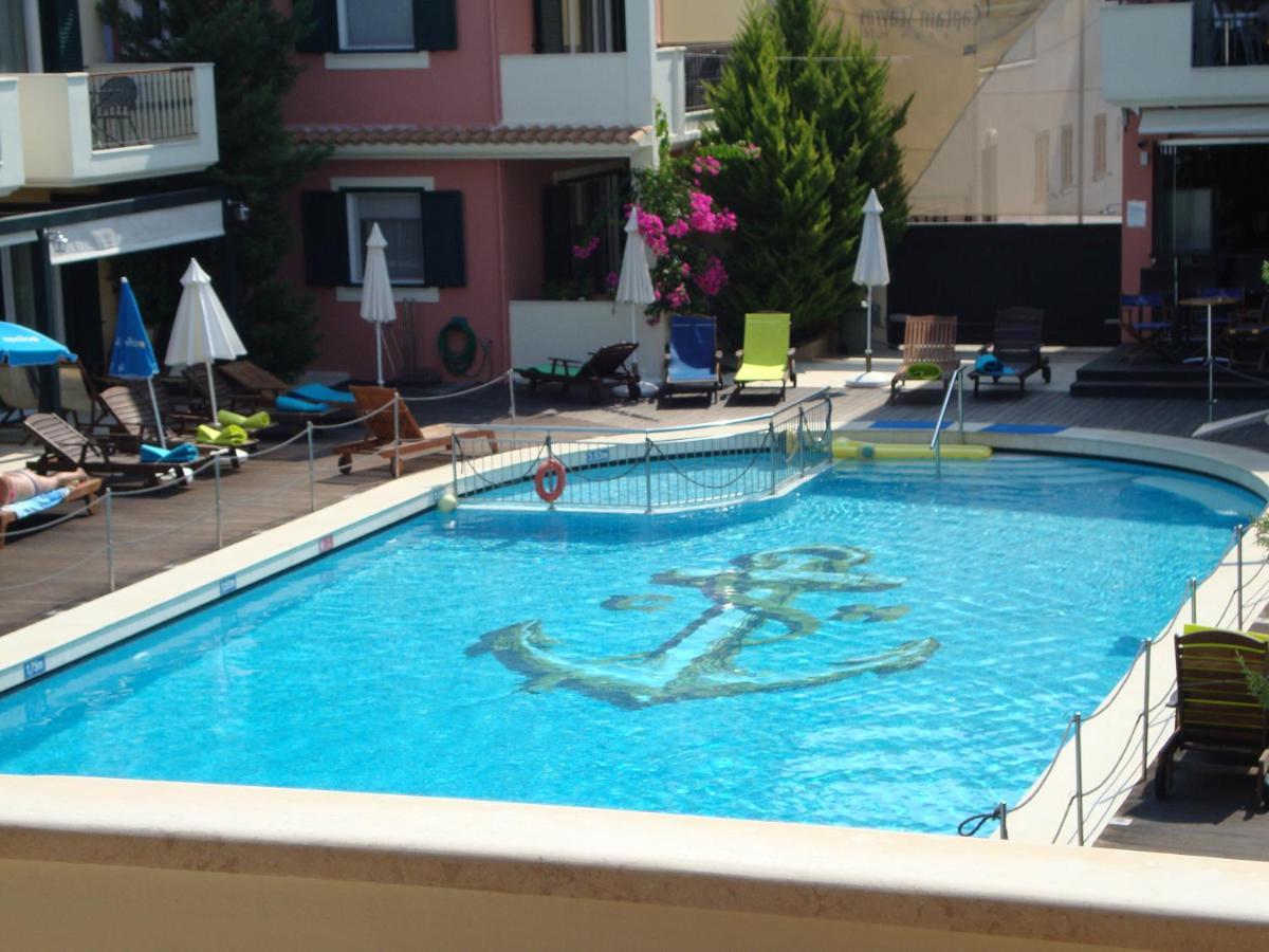 Captain Stavros Hotel 니드리 외부 사진