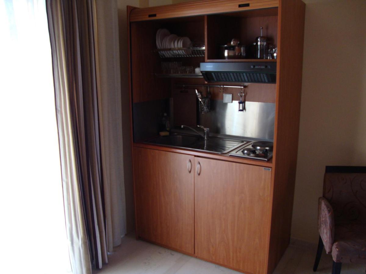 Captain Stavros Hotel 니드리 외부 사진