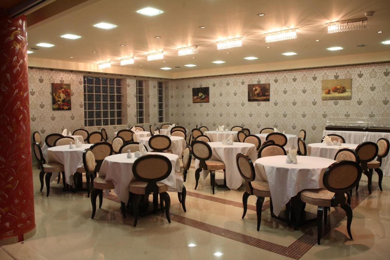 Captain Stavros Hotel 니드리 외부 사진